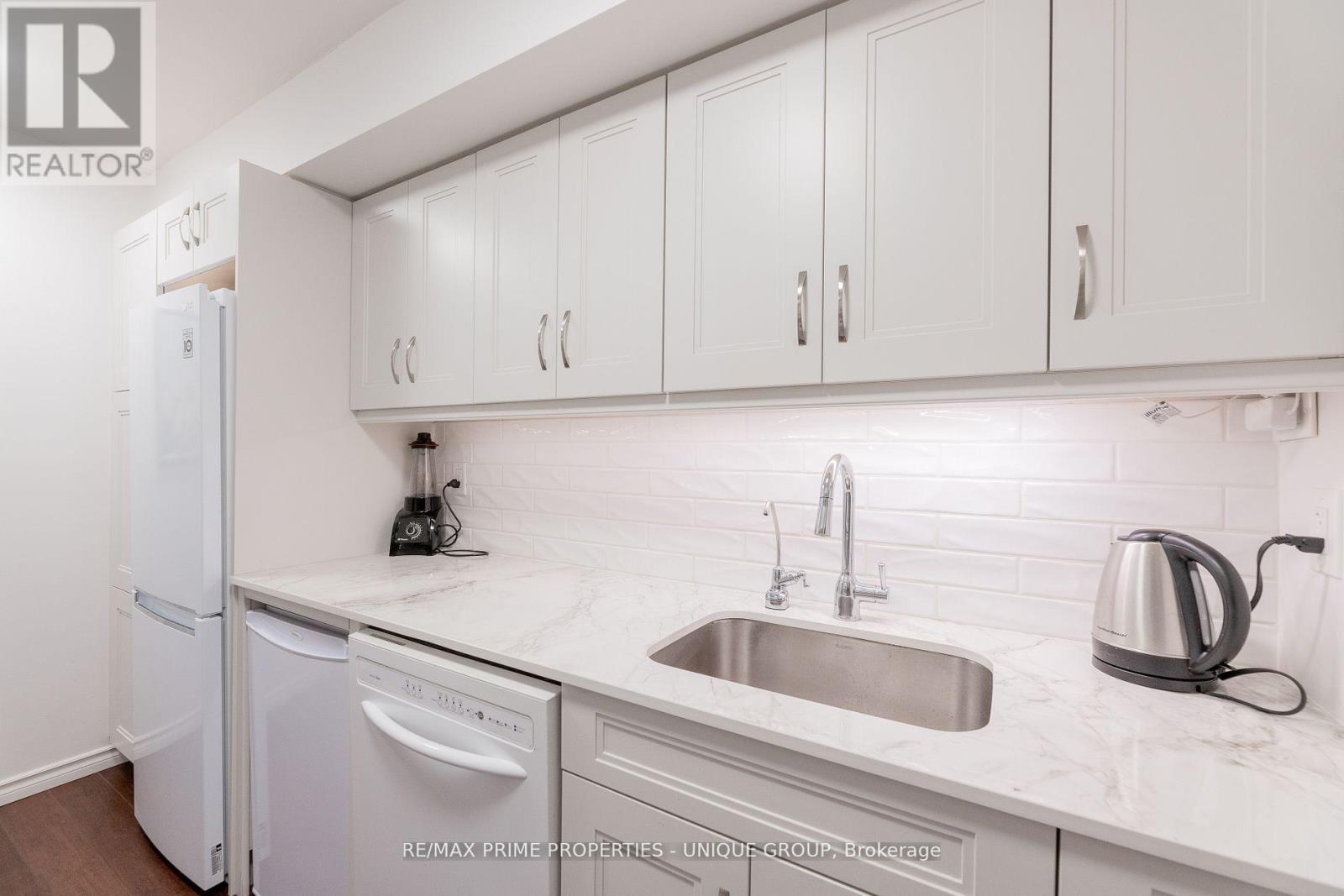 513 - 35 Church Street, Toronto, Ontario  M5E 1T3 - Photo 7 - C12963596