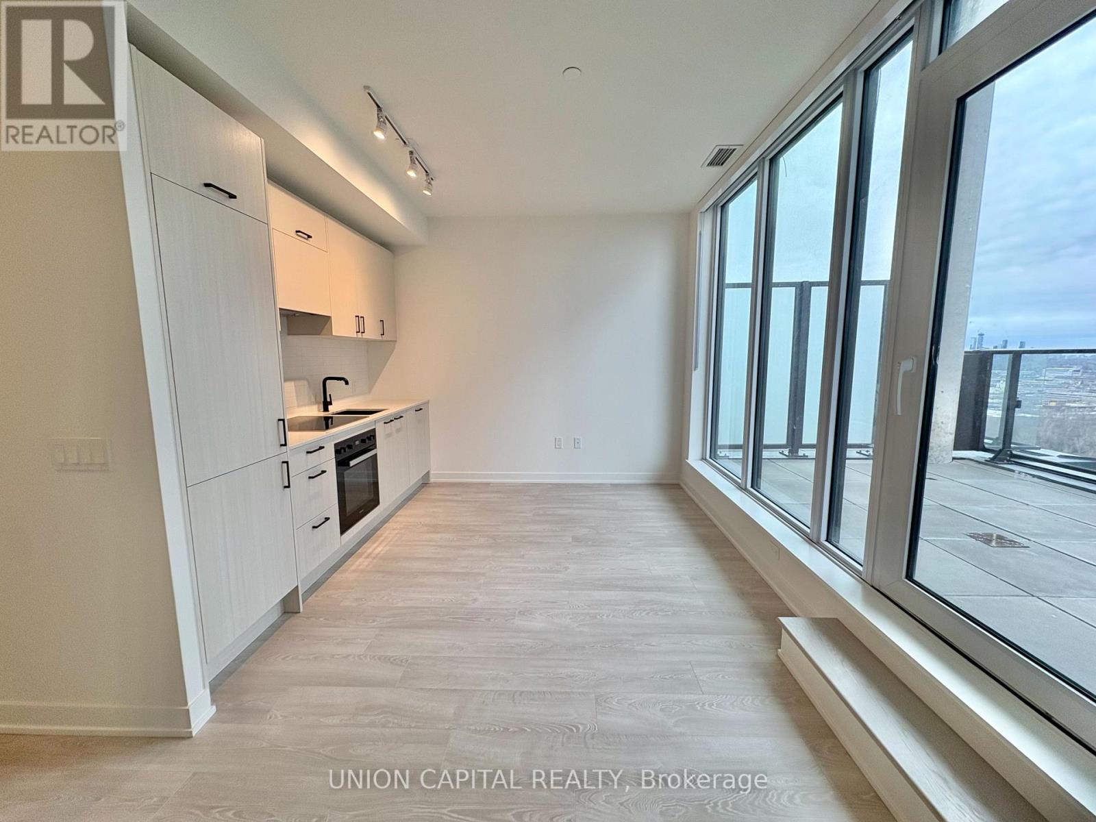 2805 - 1 Quarrington Lane, Toronto, Ontario  M3C 0S4 - Photo 2 - C12963602