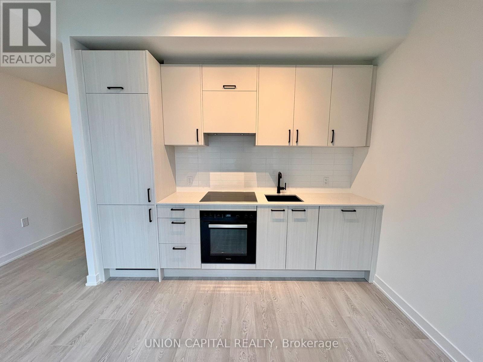 2805 - 1 Quarrington Lane, Toronto, Ontario  M3C 0S4 - Photo 7 - C12963602