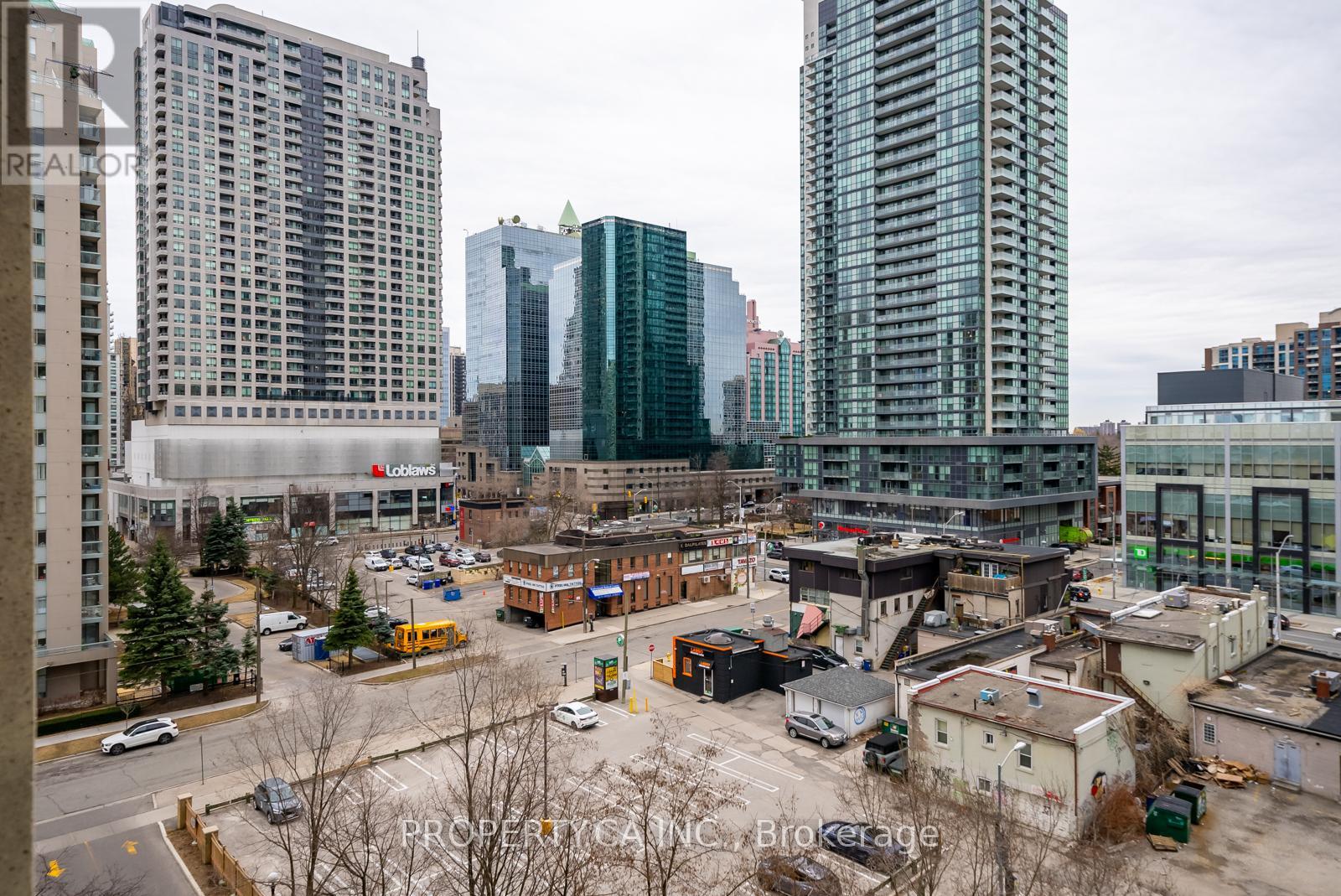 911 - 238 Doris Avenue, Toronto, Ontario  M2N 6W1 - Photo 18 - C12963630