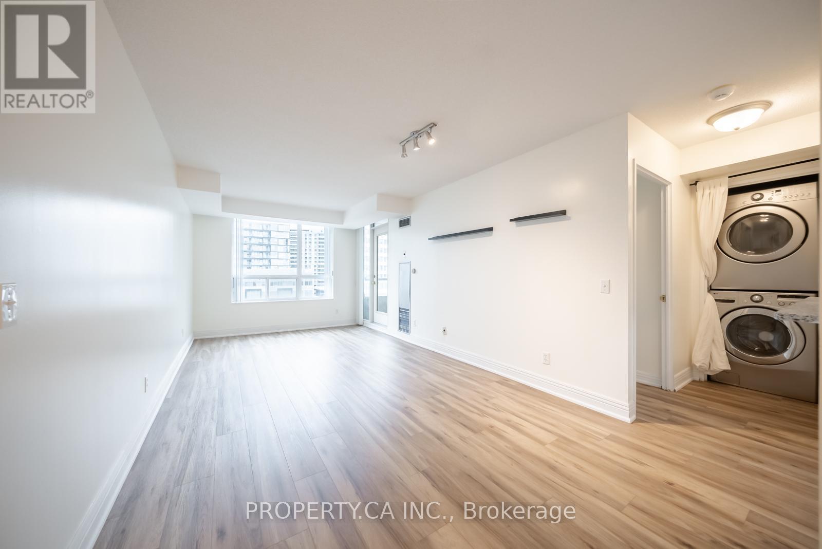 911 - 238 Doris Avenue, Toronto, Ontario  M2N 6W1 - Photo 2 - C12963630