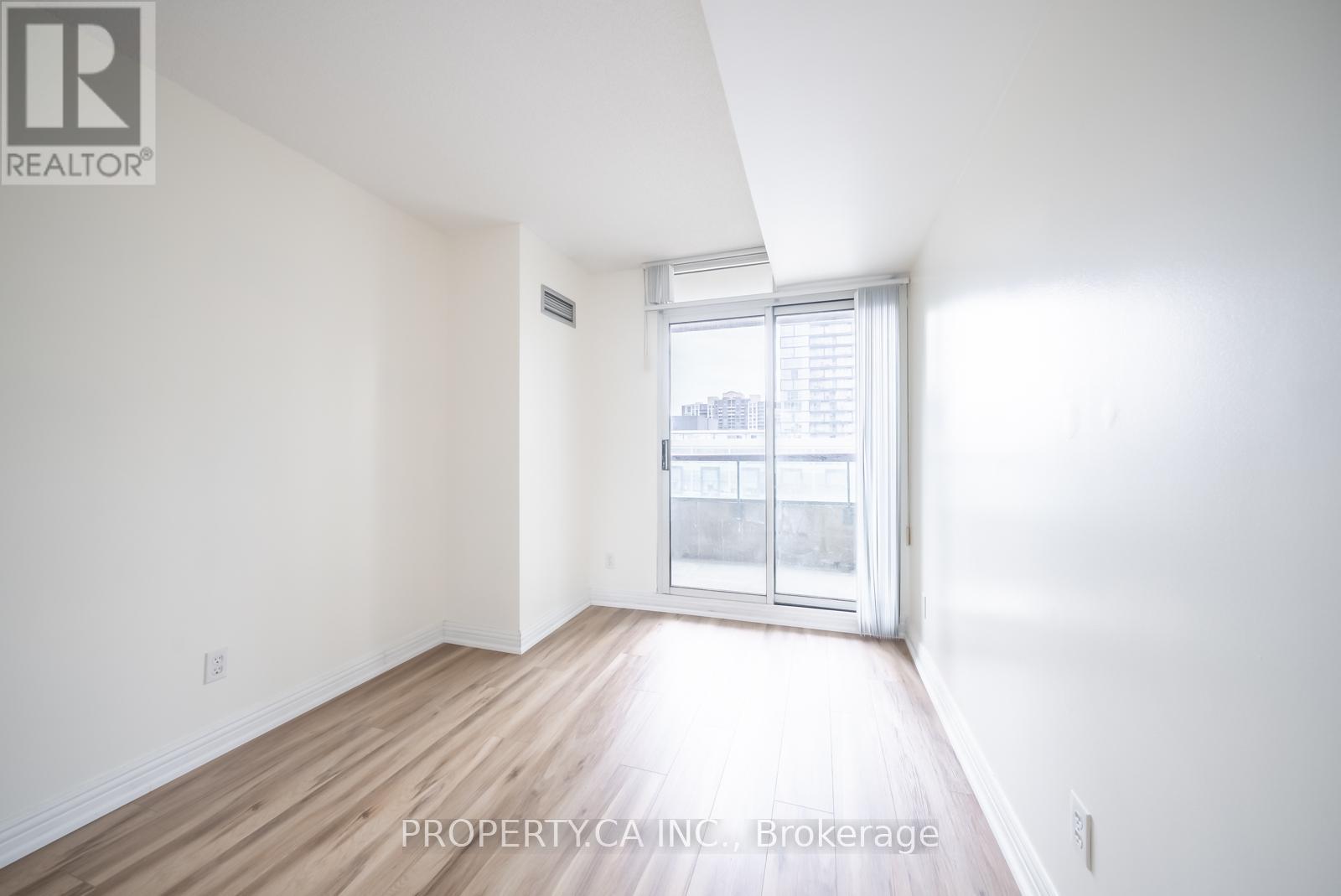 911 - 238 Doris Avenue, Toronto, Ontario  M2N 6W1 - Photo 5 - C12963630