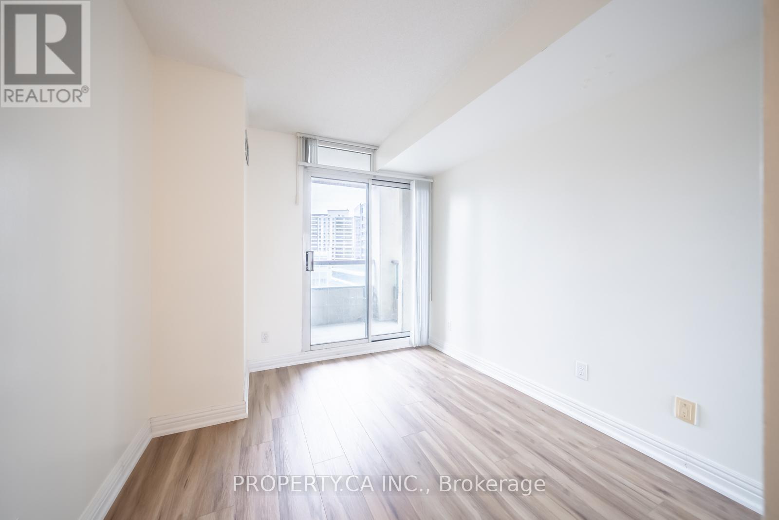 911 - 238 Doris Avenue, Toronto, Ontario  M2N 6W1 - Photo 7 - C12963630