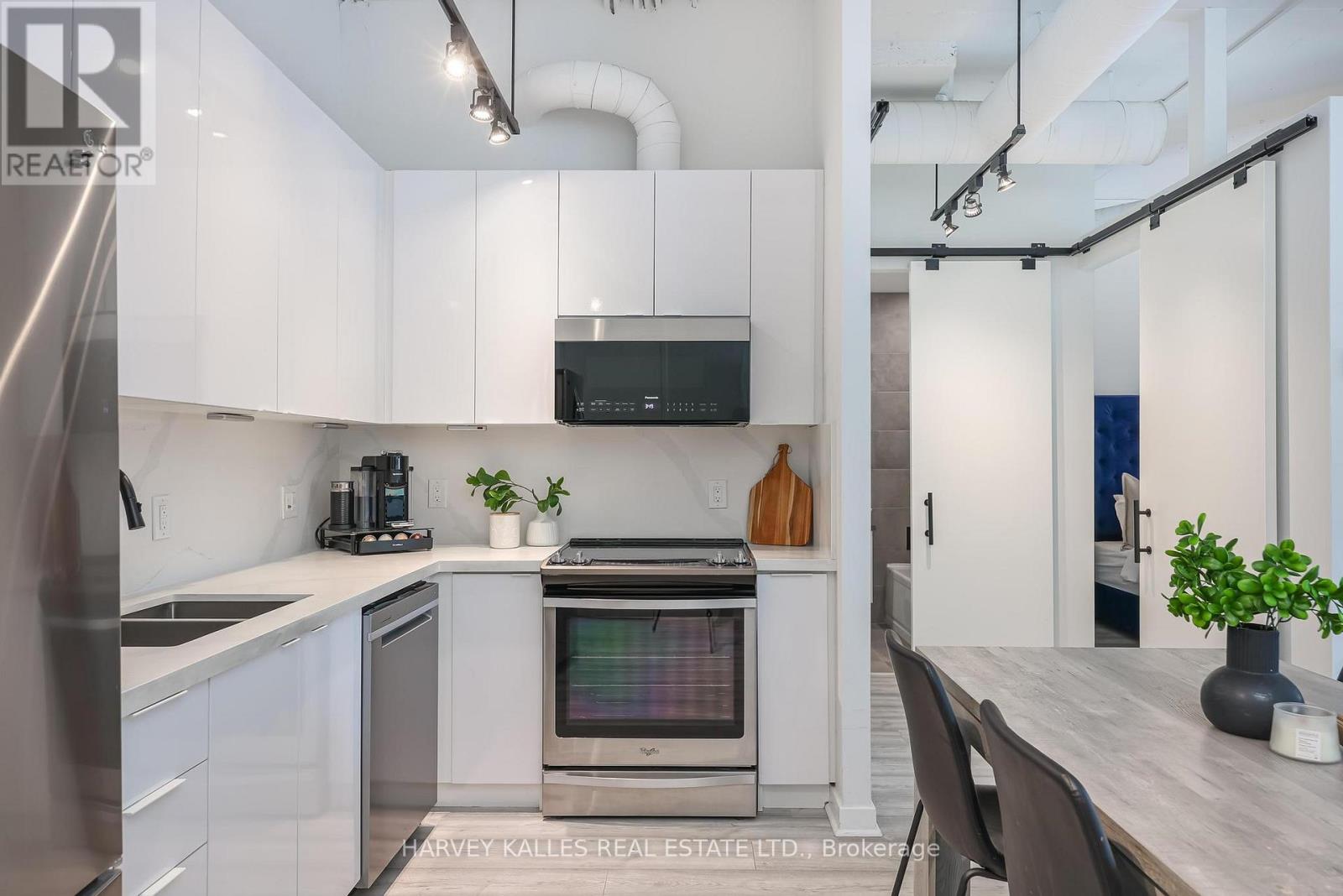 412 - 188 Eglinton Avenue E, Toronto, Ontario  M4P 2X7 - Photo 19 - C12963656