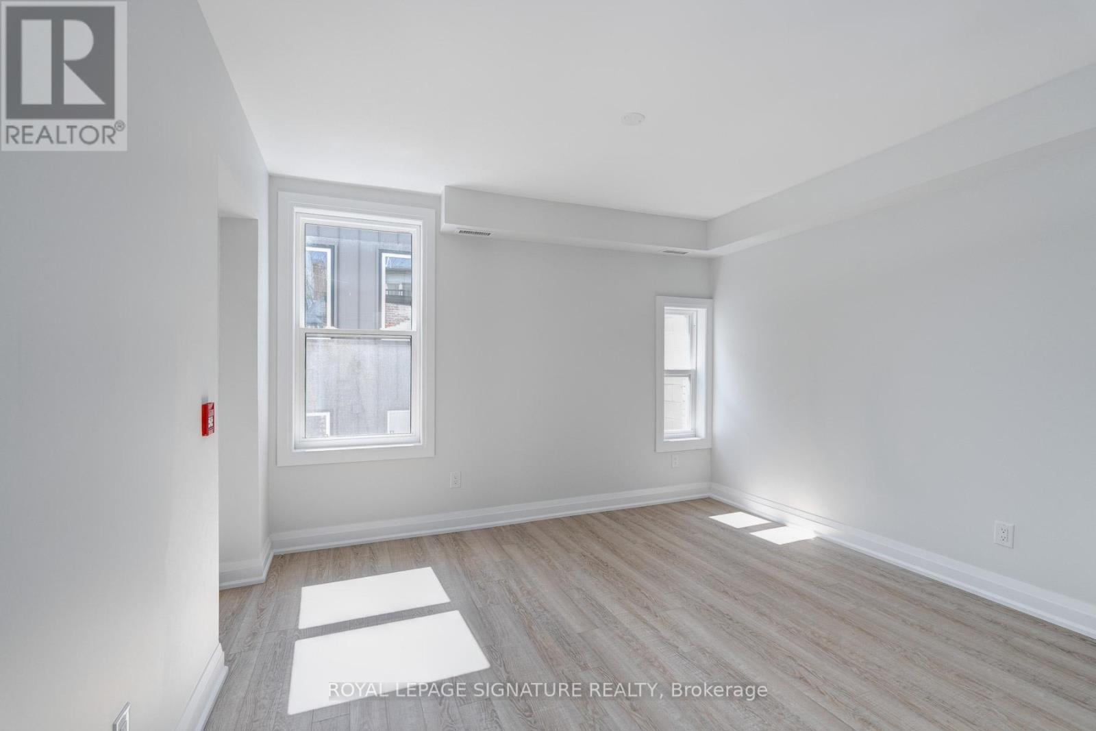 3 - 225 Carlton Street, Toronto, Ontario  M5A 2L2 - Photo 10 - C12963672