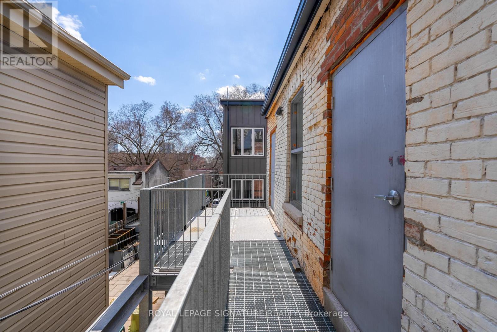3 - 225 Carlton Street, Toronto, Ontario  M5A 2L2 - Photo 14 - C12963672