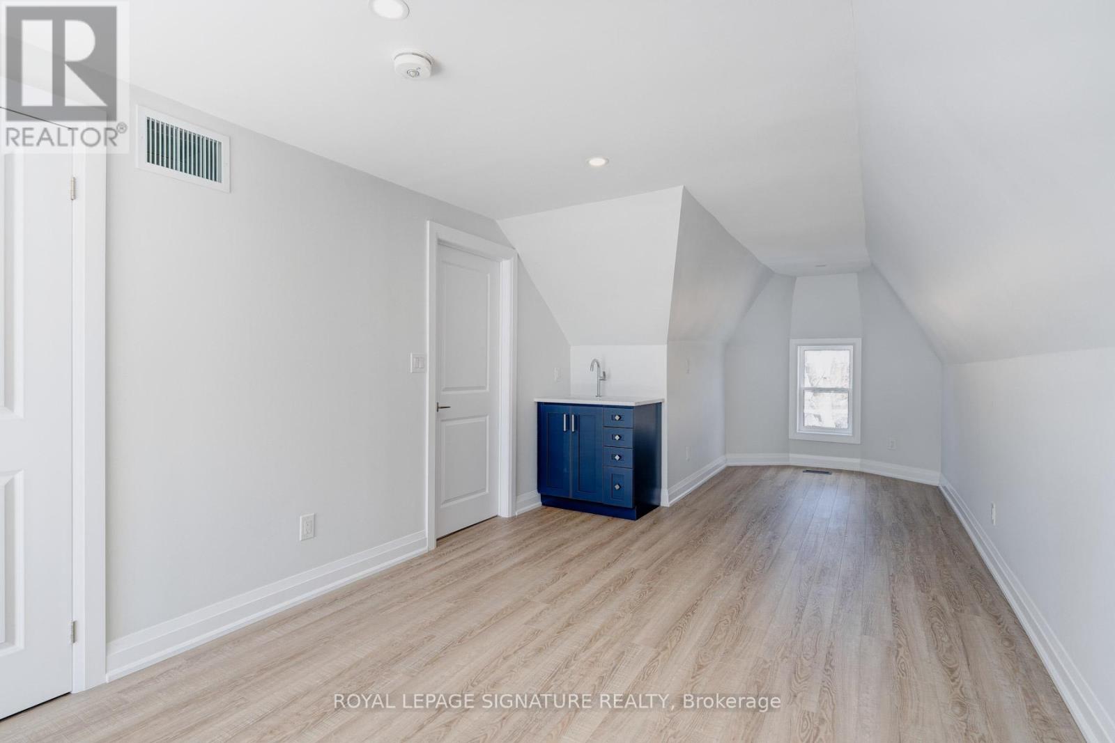 3 - 225 Carlton Street, Toronto, Ontario  M5A 2L2 - Photo 16 - C12963672