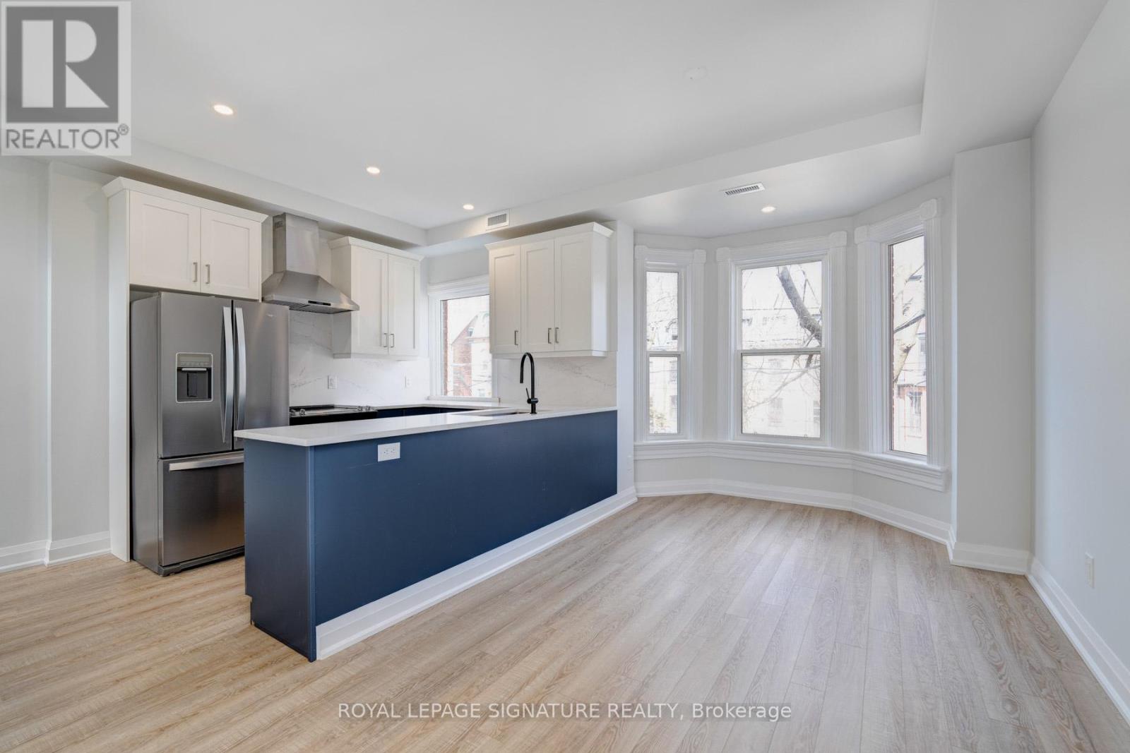 3 - 225 Carlton Street, Toronto, Ontario  M5A 2L2 - Photo 3 - C12963672