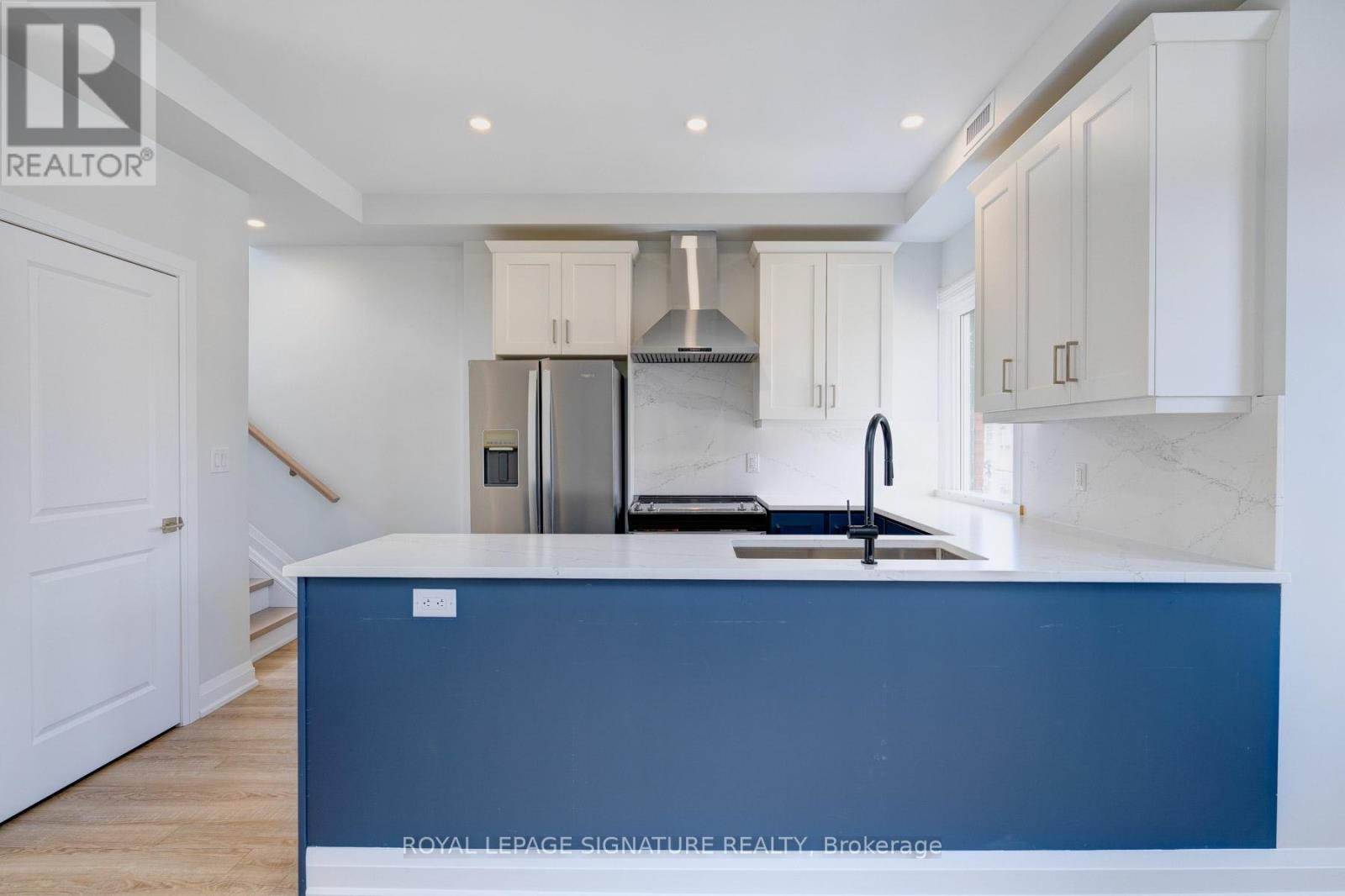 3 - 225 Carlton Street, Toronto, Ontario  M5A 2L2 - Photo 5 - C12963672