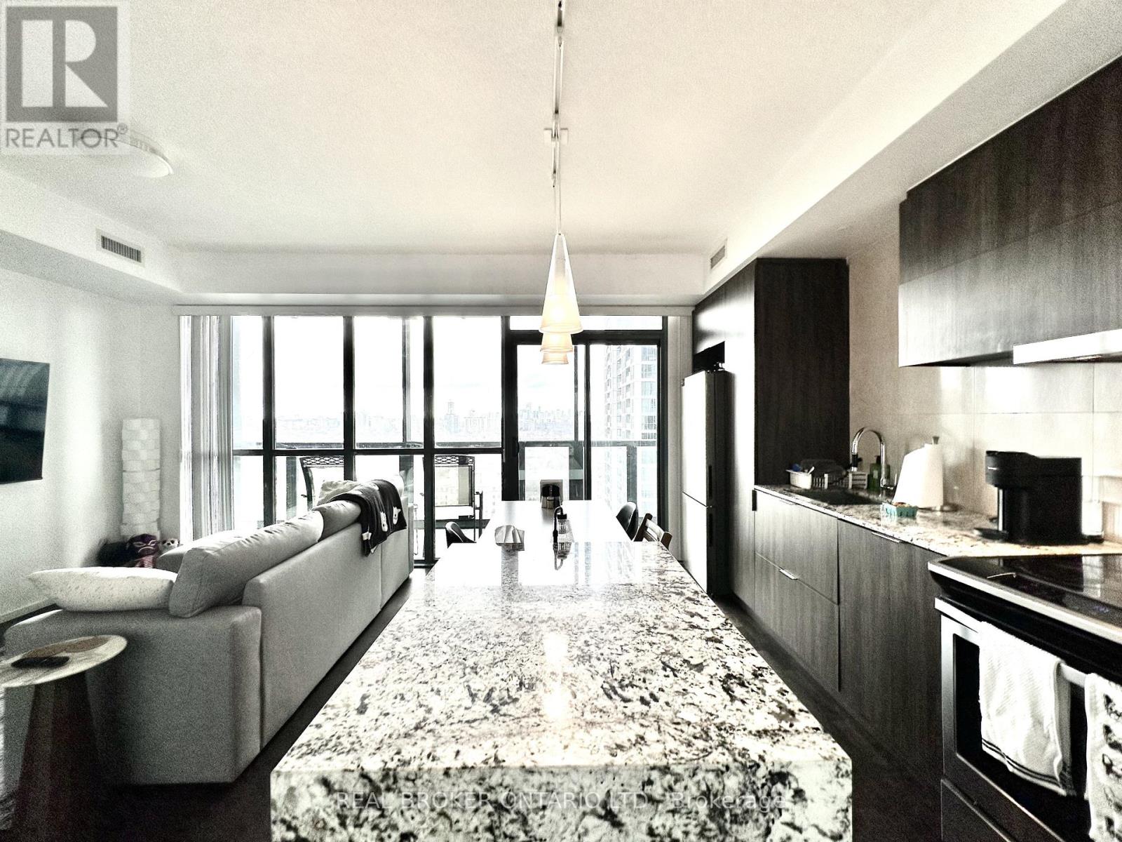 2708 - 101 Charles Street E, Toronto, Ontario M4Y 0A9 - Photo 10 - C12963684