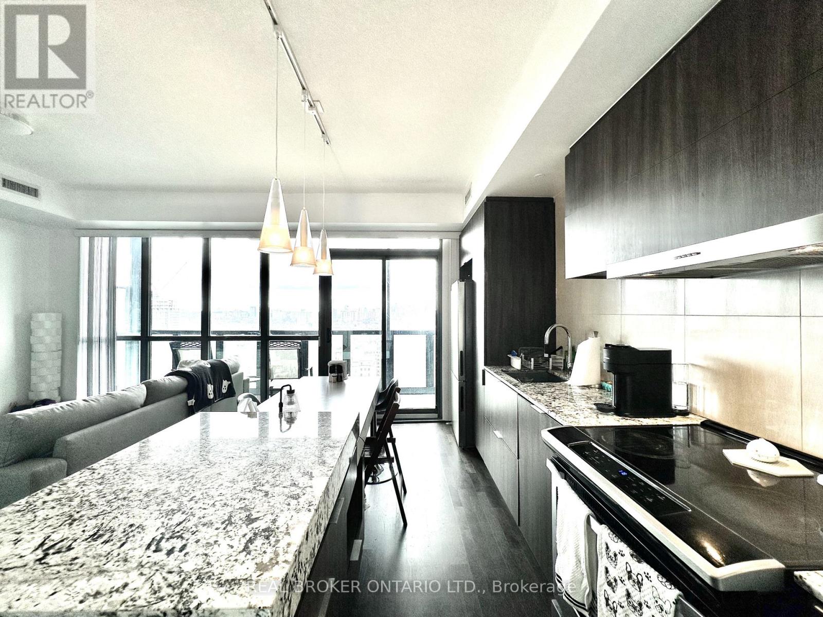 2708 - 101 Charles Street E, Toronto, Ontario M4Y 0A9 - Photo 9 - C12963684