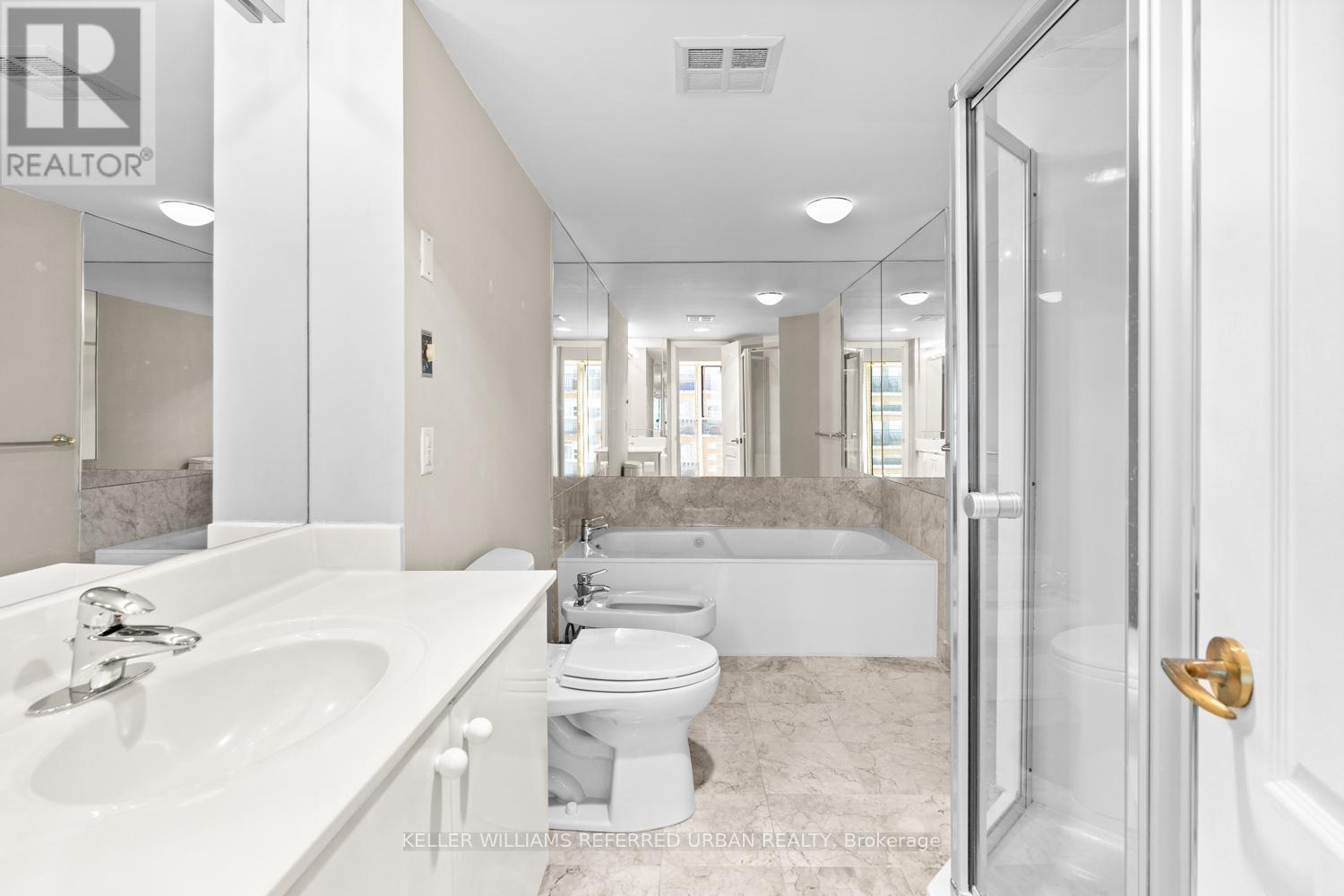 1006 - 10 Tichester Road, Toronto, Ontario  M5P 3M4 - Photo 17 - C12963738