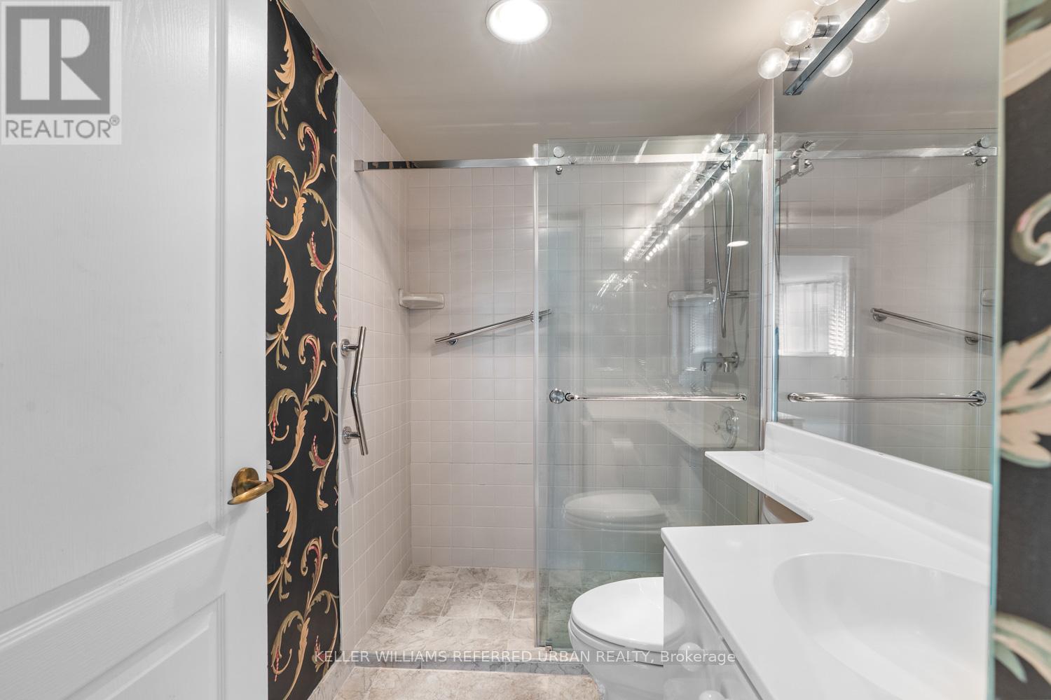 1006 - 10 Tichester Road, Toronto, Ontario  M5P 3M4 - Photo 22 - C12963738