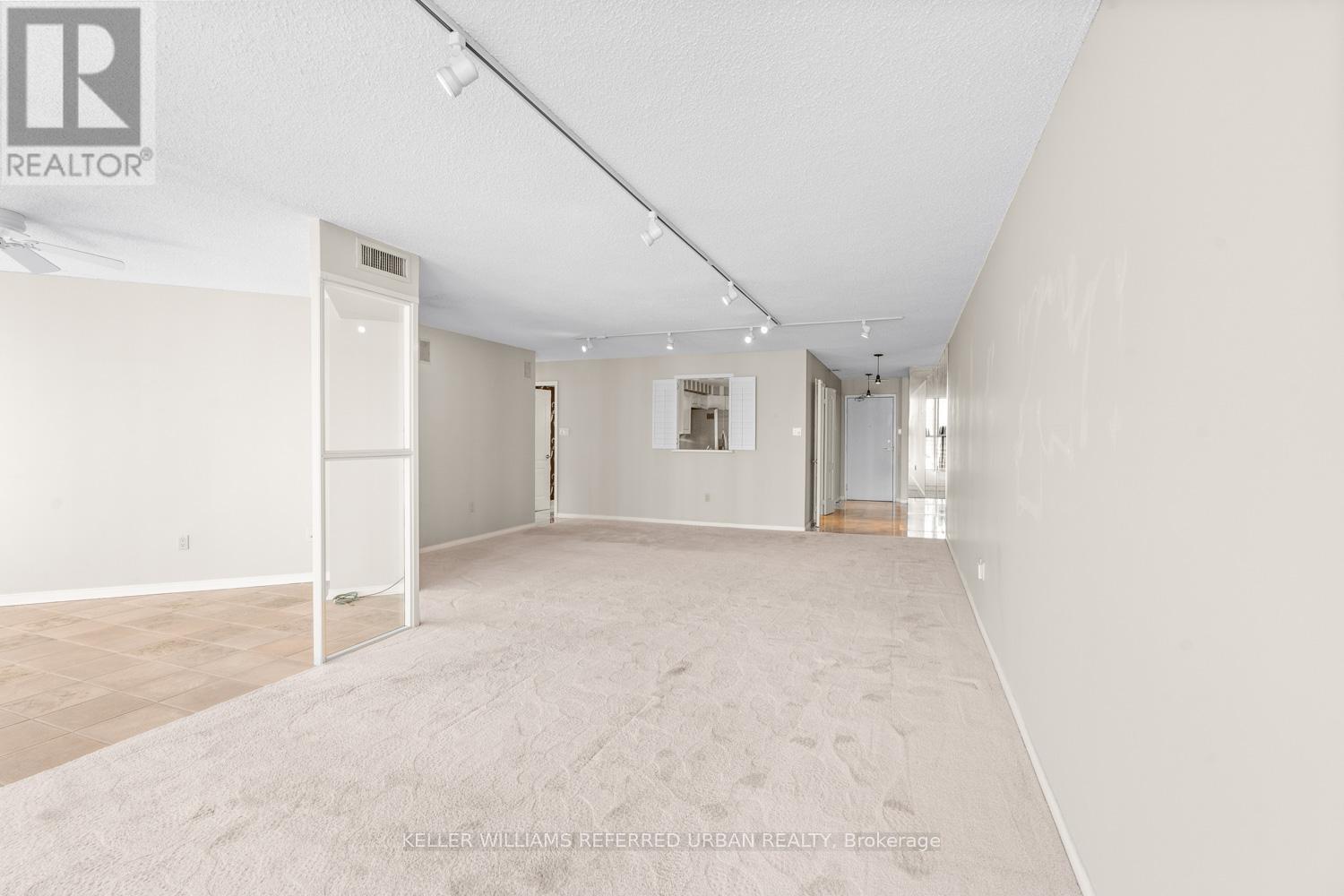 1006 - 10 Tichester Road, Toronto, Ontario  M5P 3M4 - Photo 4 - C12963738