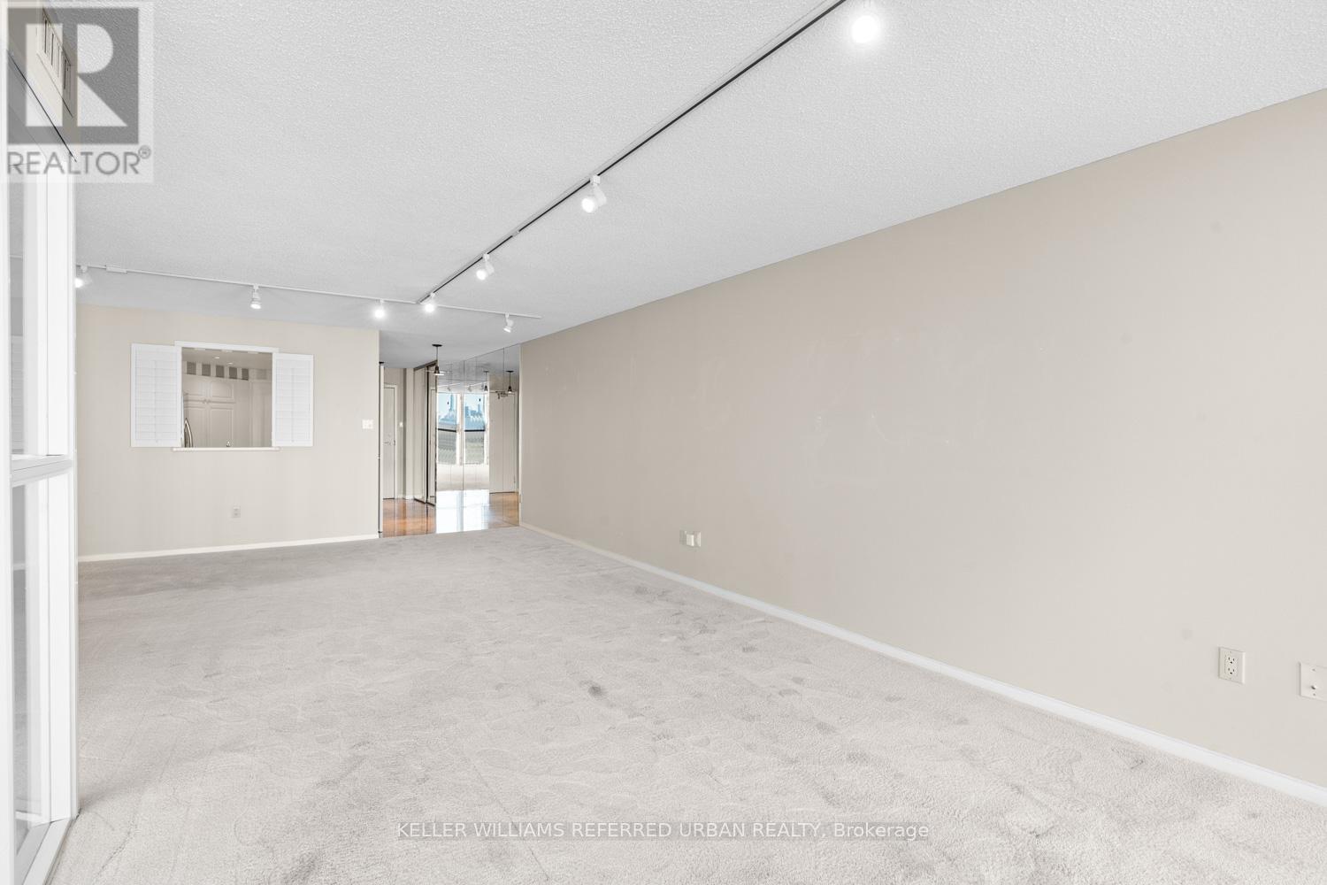 1006 - 10 Tichester Road, Toronto, Ontario  M5P 3M4 - Photo 5 - C12963738