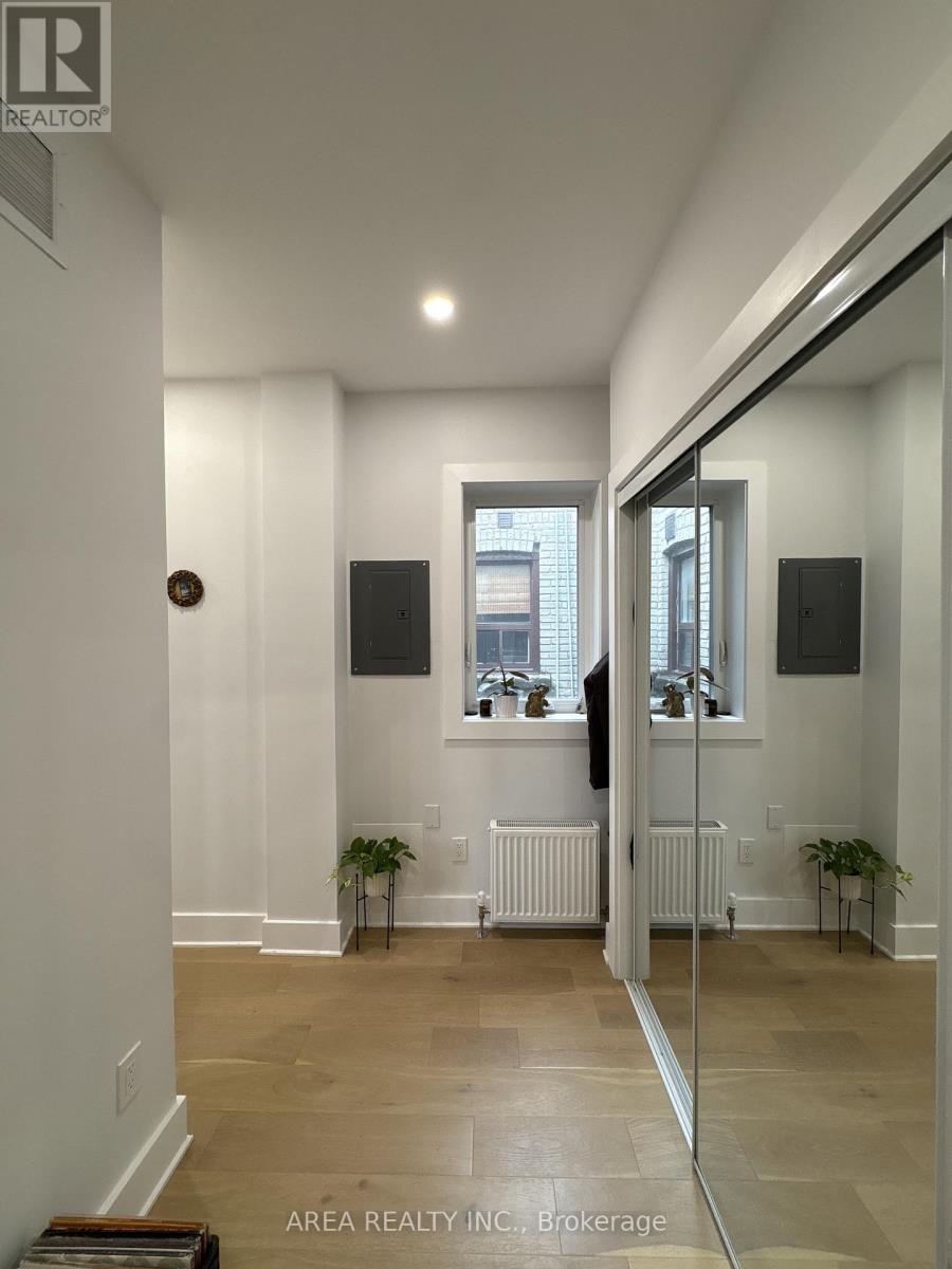 3 - 619 College Street, Toronto, Ontario M6G 1B5 - Photo 9 - C12963770