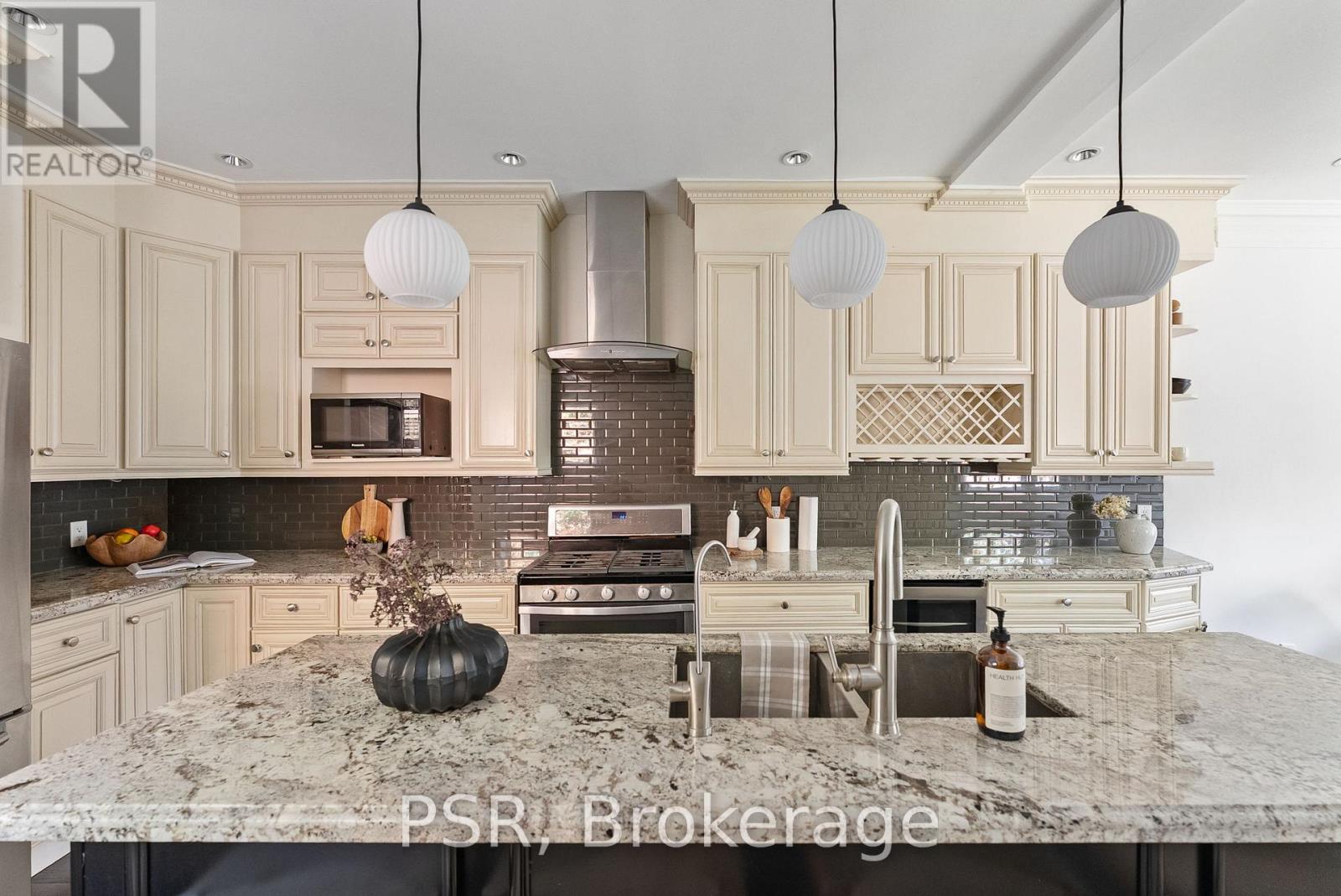 126 Dovercourt Road, Toronto, Ontario  M6J 3C4 - Photo 11 - C12963842