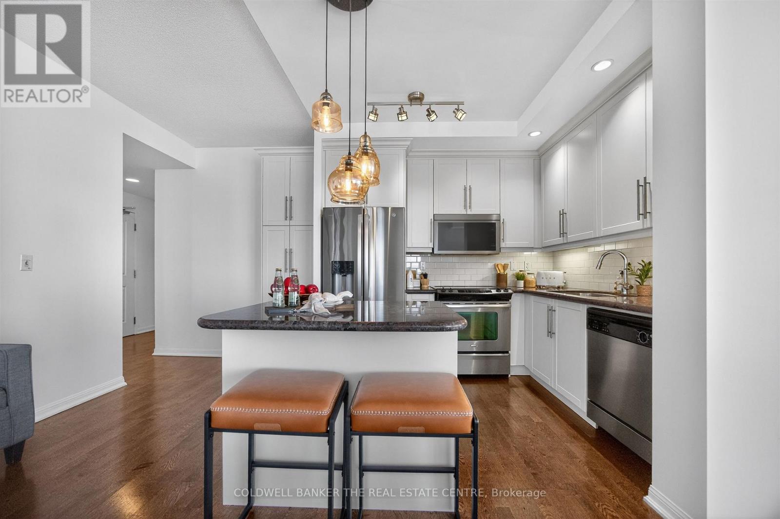 2203 - 21 Grand Magazine Street, Toronto, Ontario  M5V 1B5 - Photo 7 - C12963900