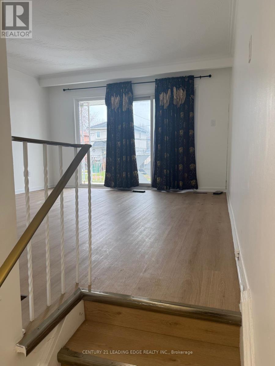 Main - 56 Jeavons Avenue, Toronto, Ontario  M1K 1T2 - Photo 4 - E12958534