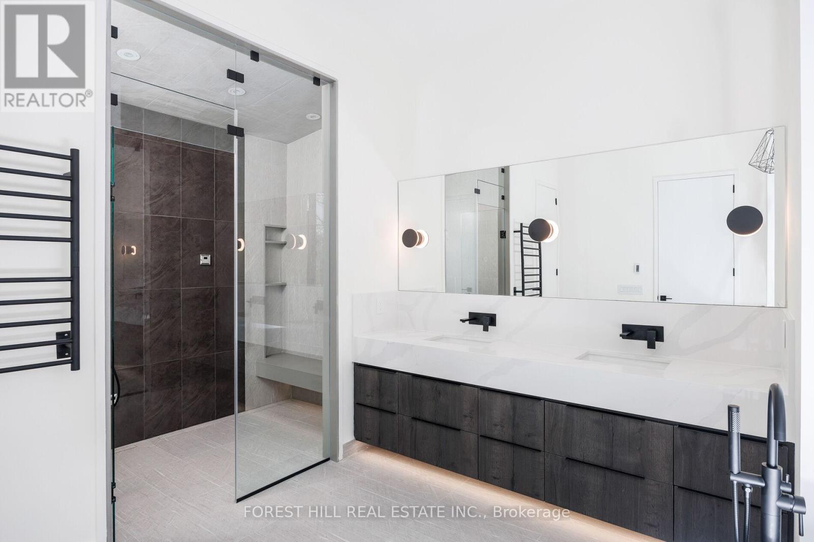 170 Ranee Avenue, Toronto, Ontario  M6A 1N5 - Photo 12 - C12963916