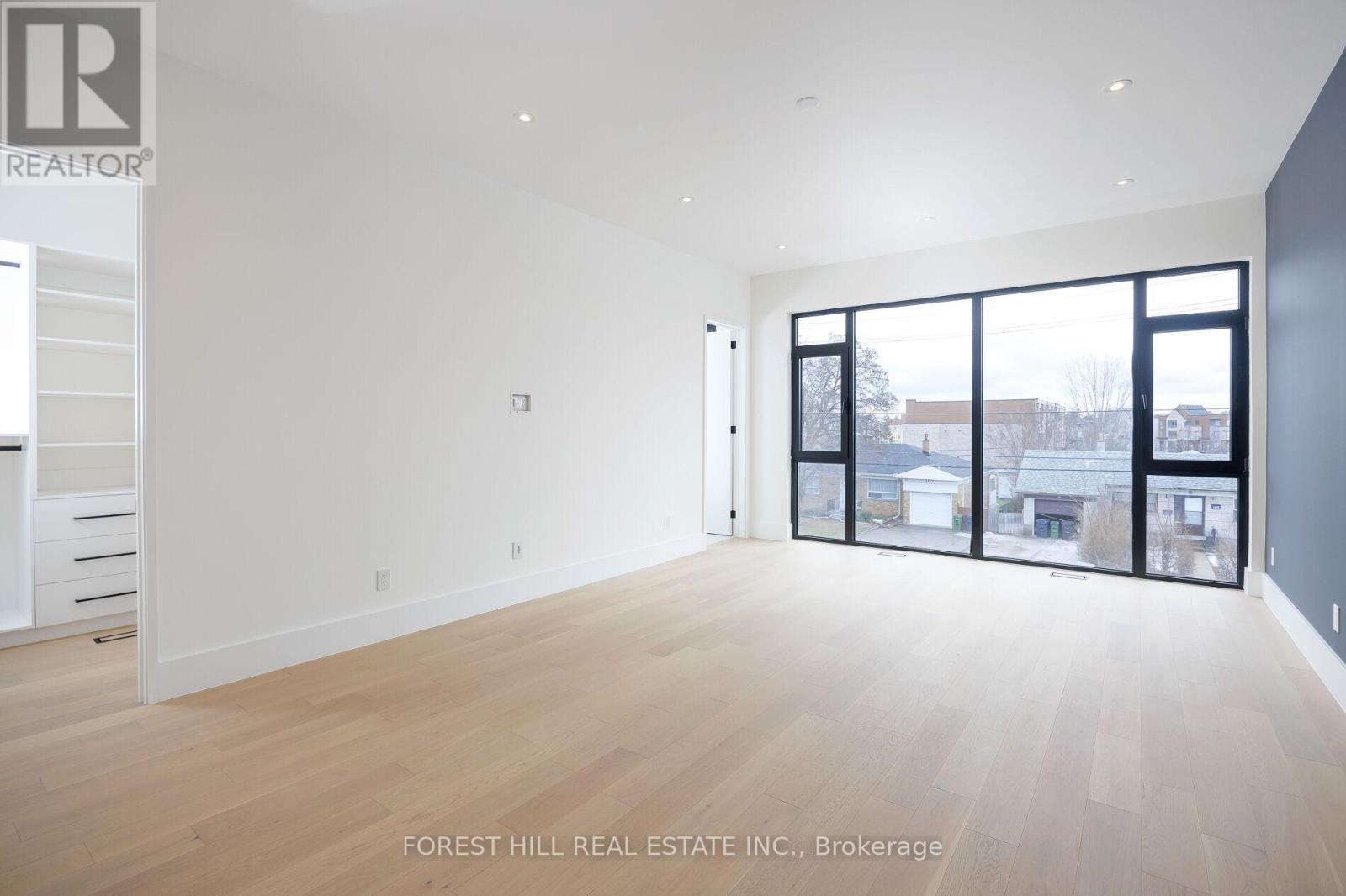 170 Ranee Avenue, Toronto, Ontario  M6A 1N5 - Photo 34 - C12963916