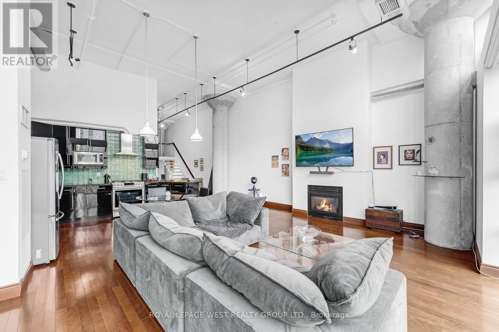 416 - 90 Sumach Street, Toronto, Ontario  M5A 4R4 - Photo 9 - C12963930