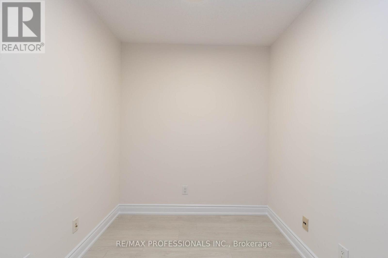 1403 - 15 Northtown Way, Toronto, Ontario  M2N 7A1 - Photo 7 - C12963280