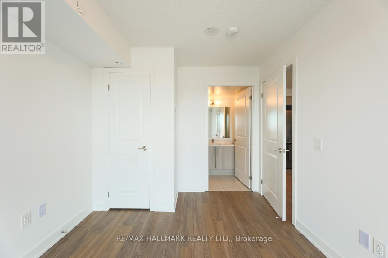 901 - 1010 Sandy Beach Road, Pickering, Ontario  L1W 3V9 - Photo 7 - E12963584