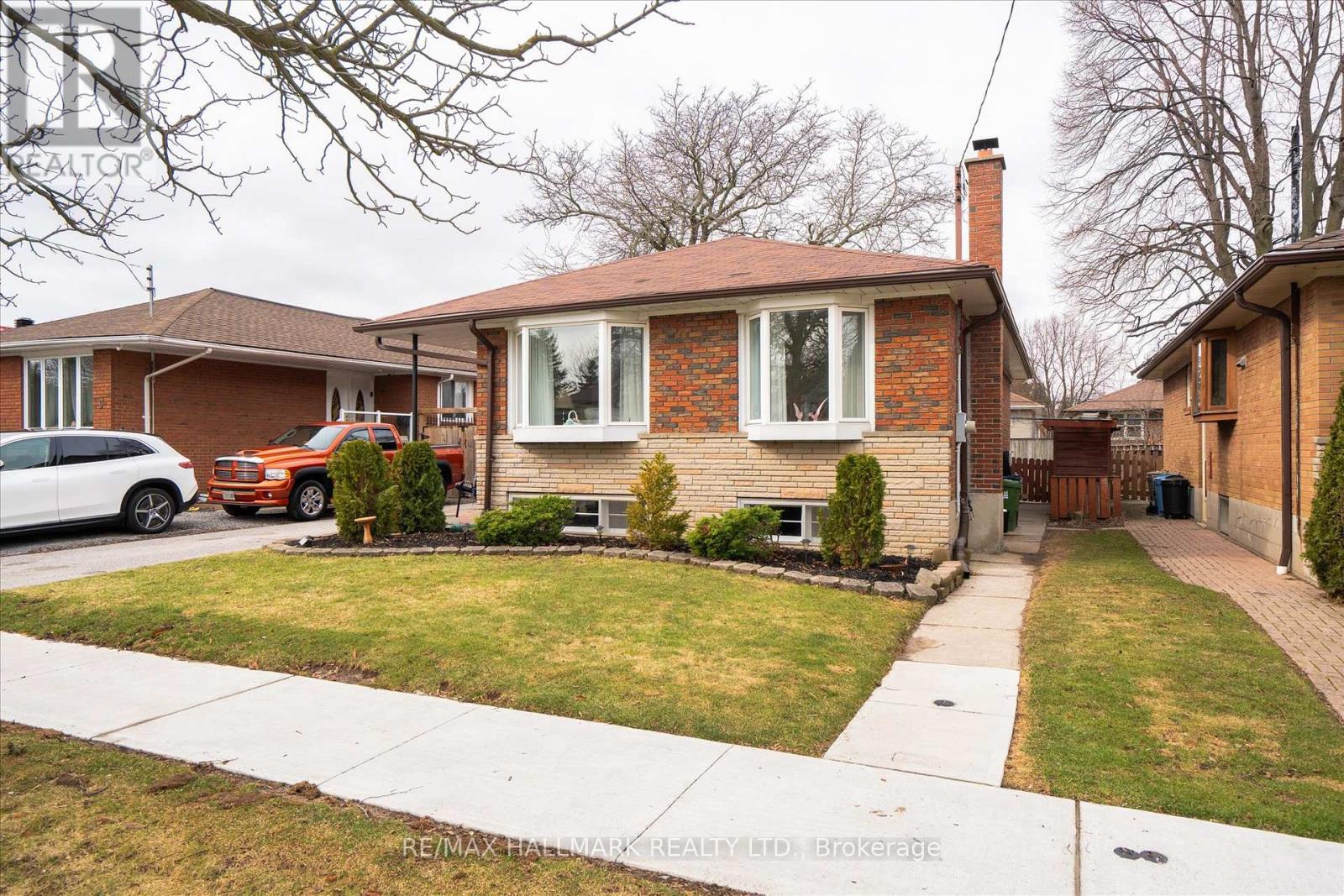 7 Grassington Crescent, Toronto, Ontario  M1G 1X4 - Photo 2 - E12963604