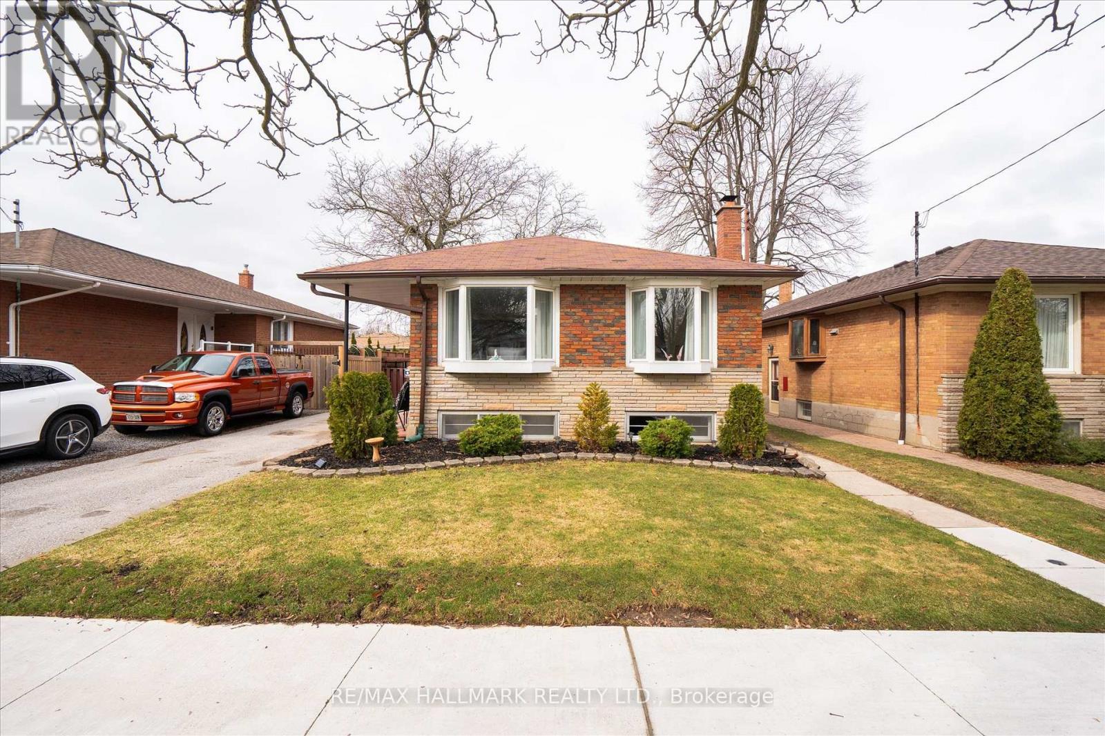 7 Grassington Crescent, Toronto, Ontario  M1G 1X4 - Photo 5 - E12963604