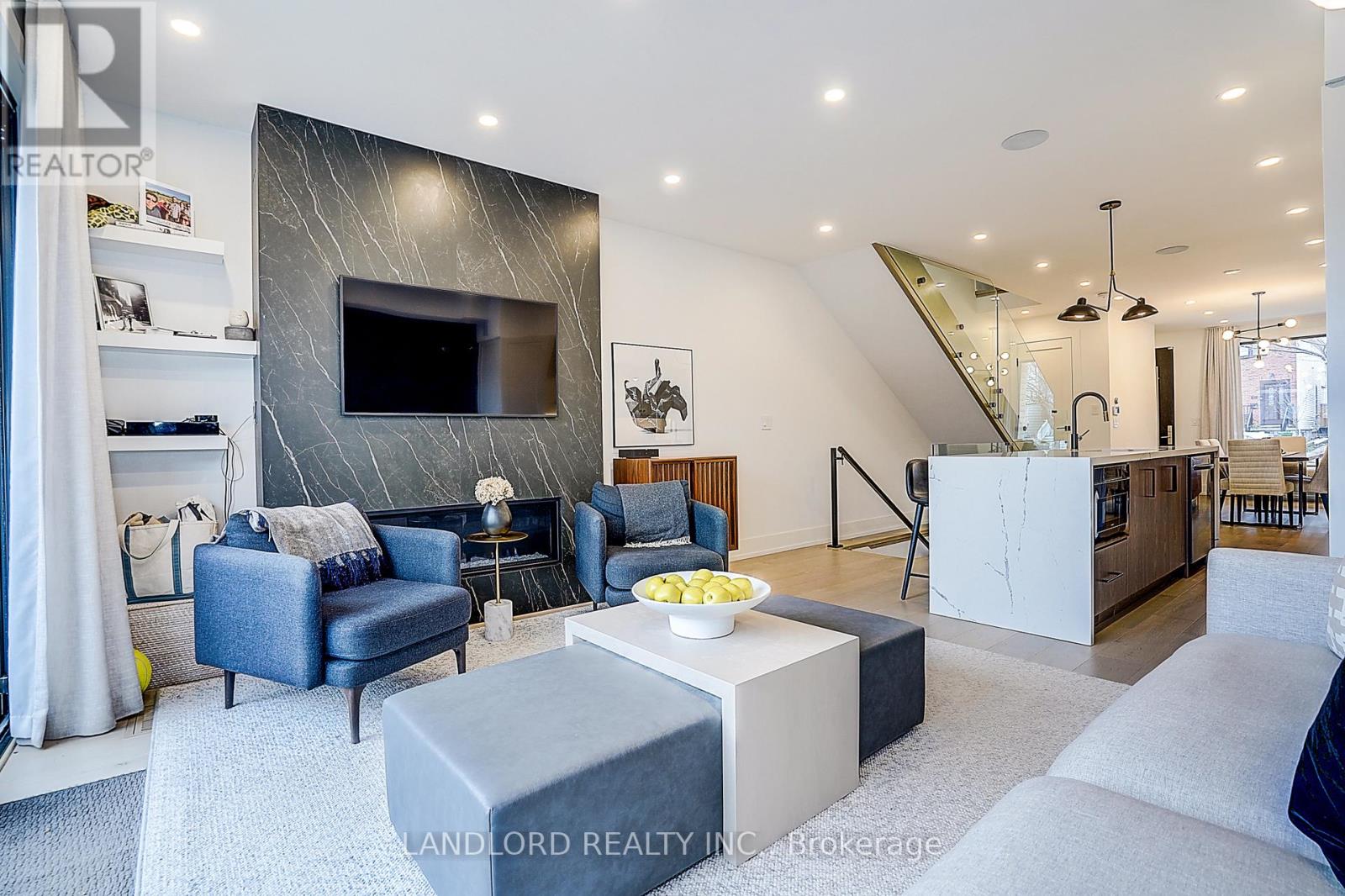 21 Shudell Avenue, Toronto, Ontario  M4J 1C5 - Photo 16 - E12963616