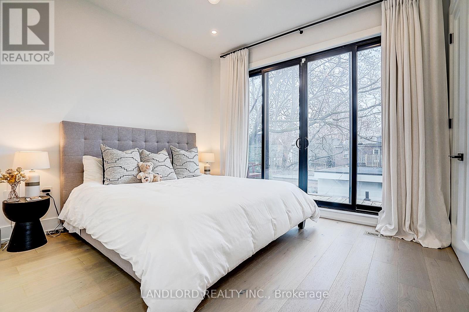 21 Shudell Avenue, Toronto, Ontario  M4J 1C5 - Photo 24 - E12963616