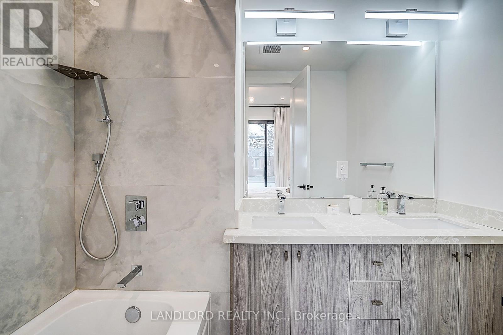 21 Shudell Avenue, Toronto, Ontario  M4J 1C5 - Photo 28 - E12963616