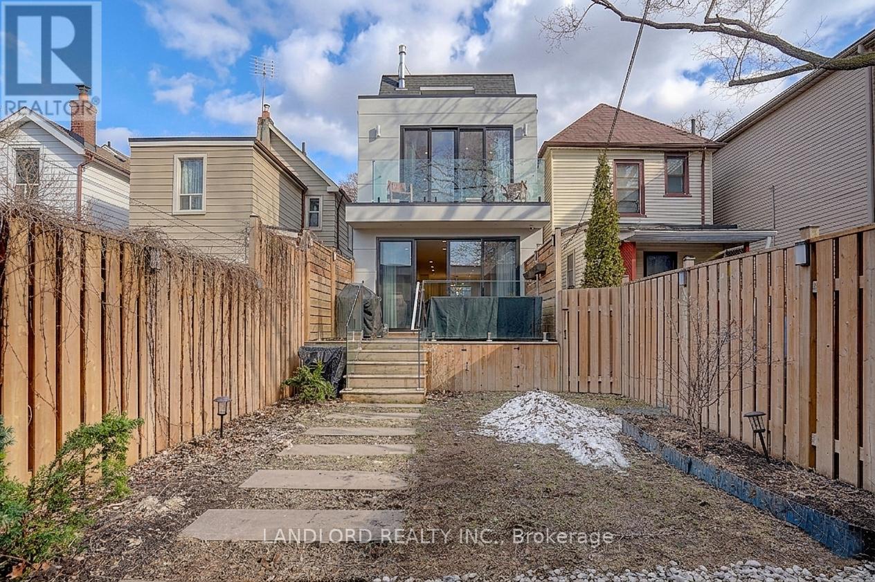 21 Shudell Avenue, Toronto, Ontario  M4J 1C5 - Photo 47 - E12963616