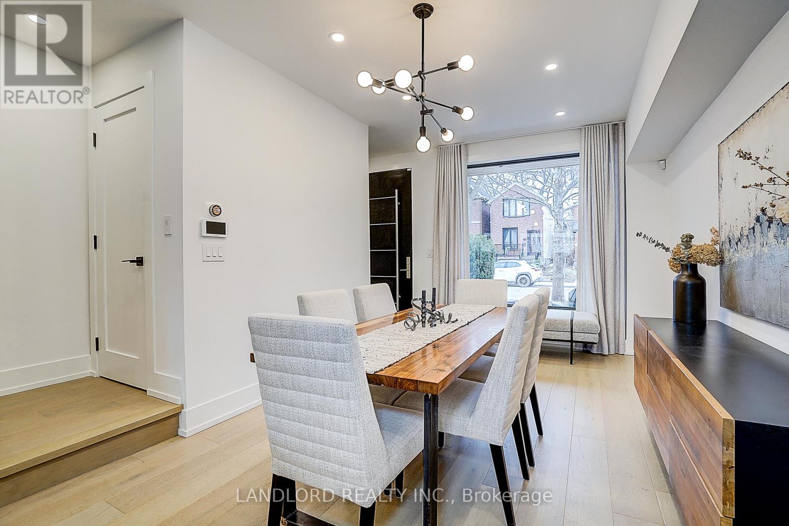 21 Shudell Avenue, Toronto, Ontario  M4J 1C5 - Photo 8 - E12963616