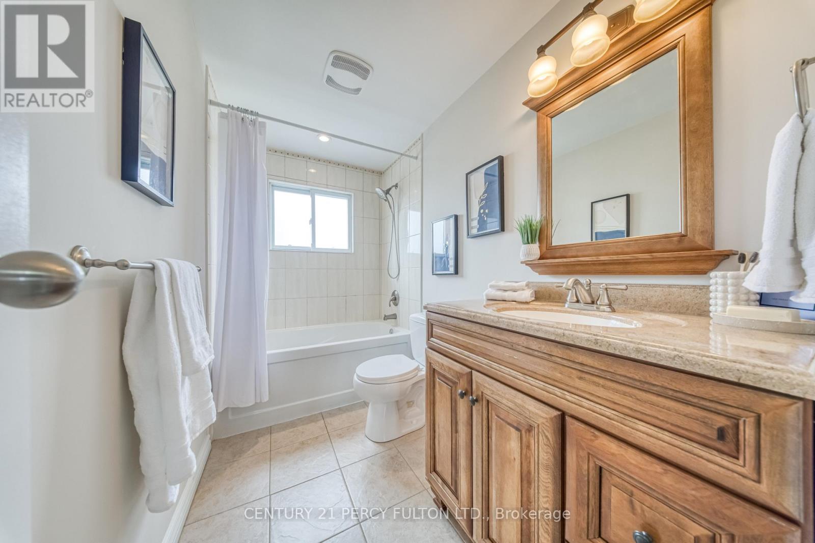 1323 Fenelon Crescent, Oshawa, Ontario  L1J 6G2 - Photo 27 - E12963646