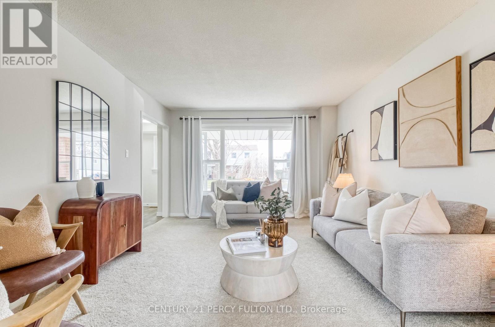 1323 Fenelon Crescent, Oshawa, Ontario  L1J 6G2 - Photo 6 - E12963646