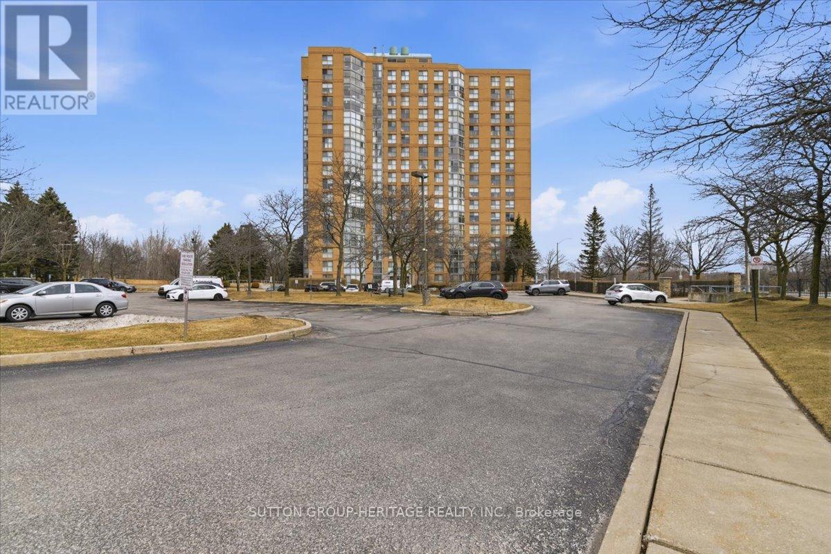 1705 - 90 DALE AVENUE, Toronto, Ontario