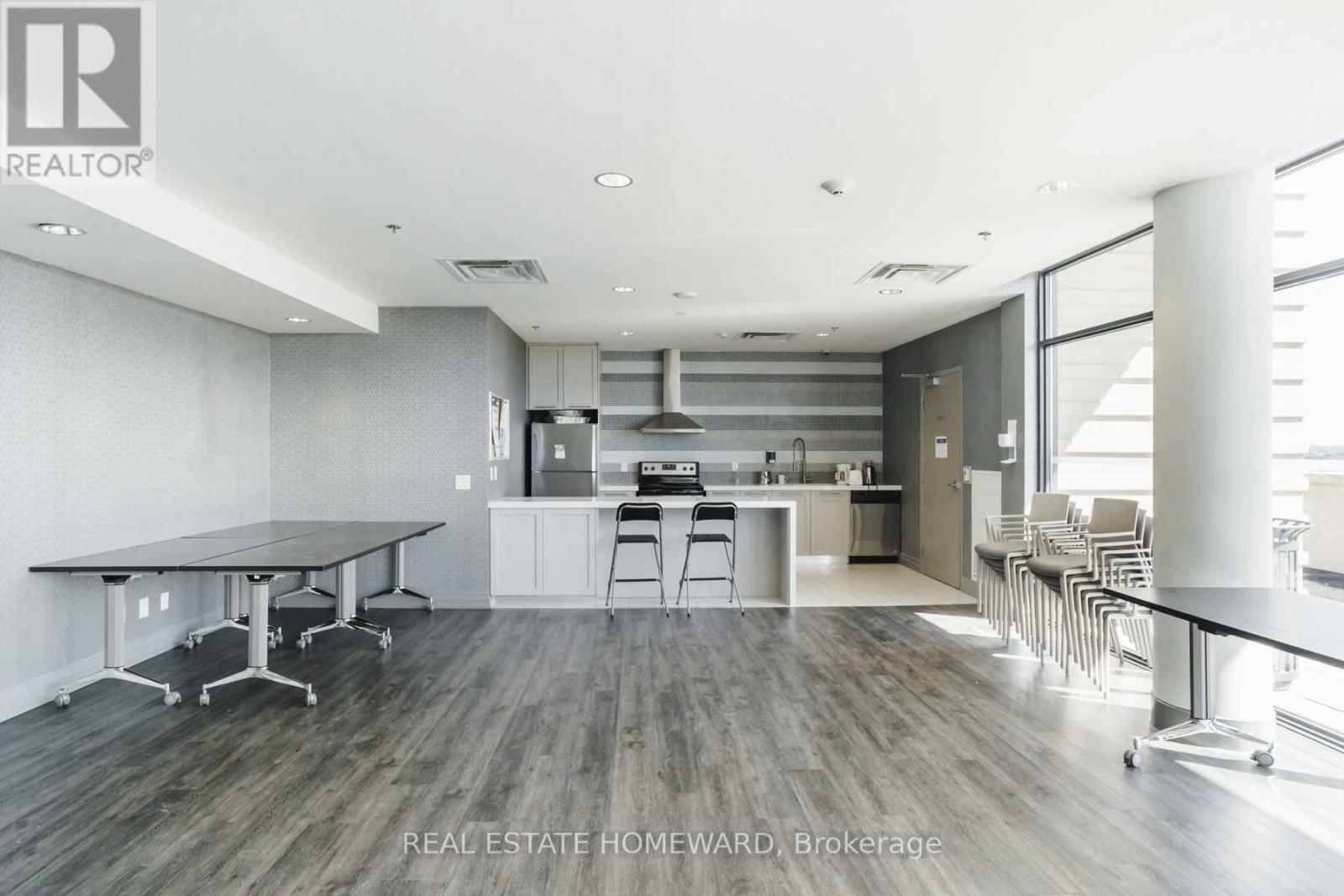 803 - 280 Donlands Avenue, Toronto, Ontario  M4J 0A3 - Photo 16 - E12963710