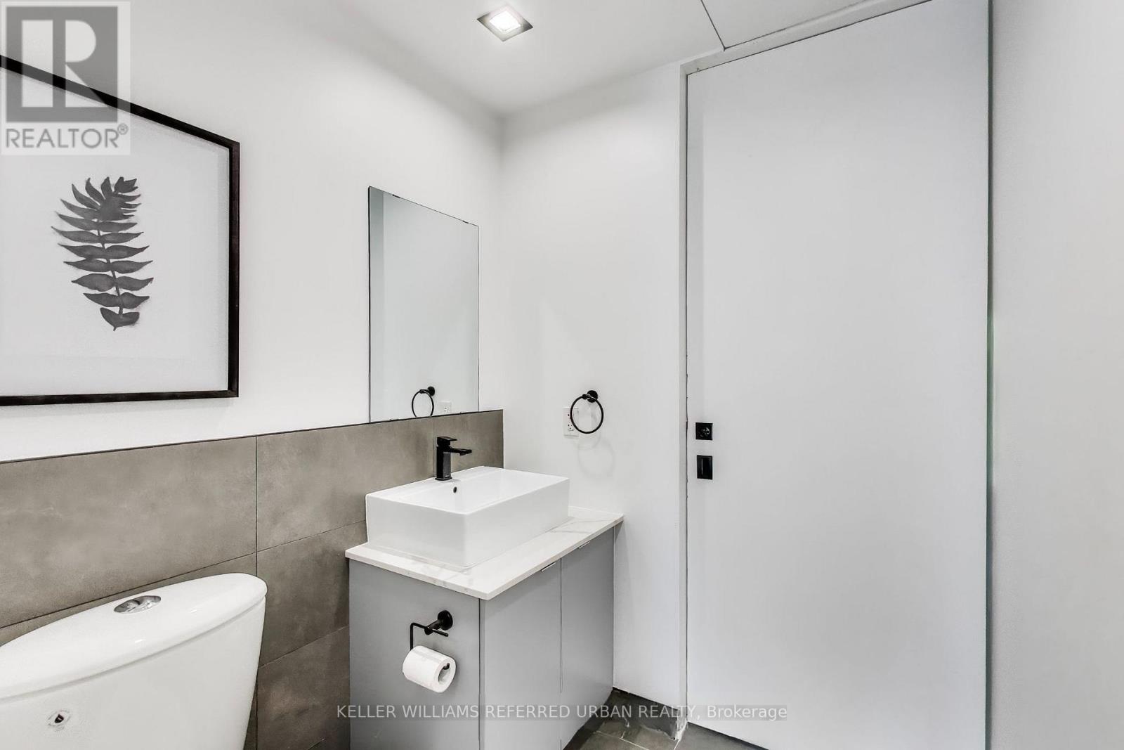 Ph - 1604 Queen Street E, Toronto, Ontario  M4L 1G2 - Photo 15 - E12963810