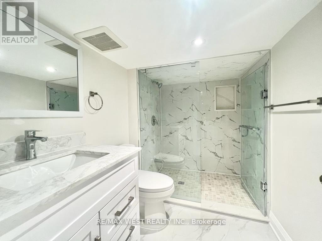 Bsmt - 4 Sutherland Avenue, Toronto, Ontario  M4C 1R8 - Photo 9 - E12963828