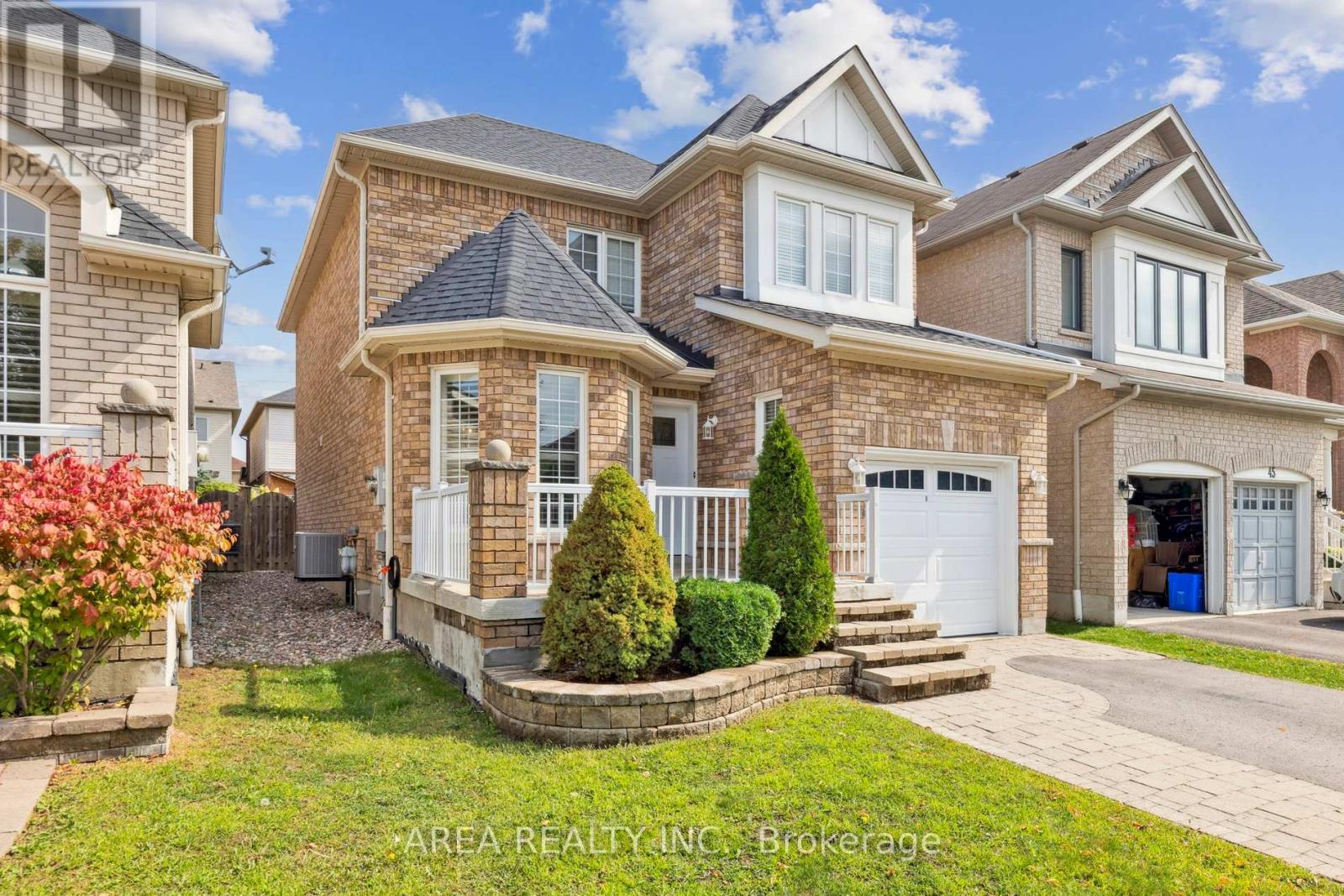 43 Chatterson Street, Whitby, Ontario  L1R 0B3 - Photo 2 - E12963854