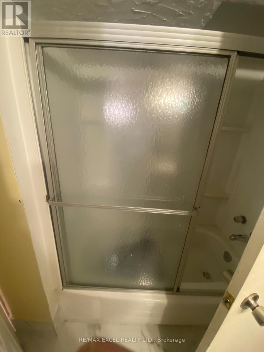 Basement - 102 Orton Park Road, Toronto, Ontario  M1G 3G8 - Photo 9 - E12963908