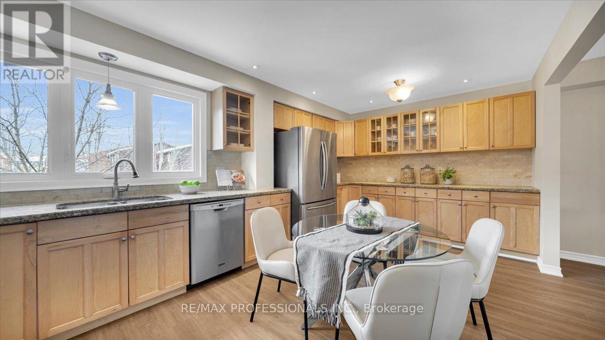 14 - 1755 Rathburn Road E, Mississauga, Ontario  L4W 2M8 - Photo 11 - W12825192