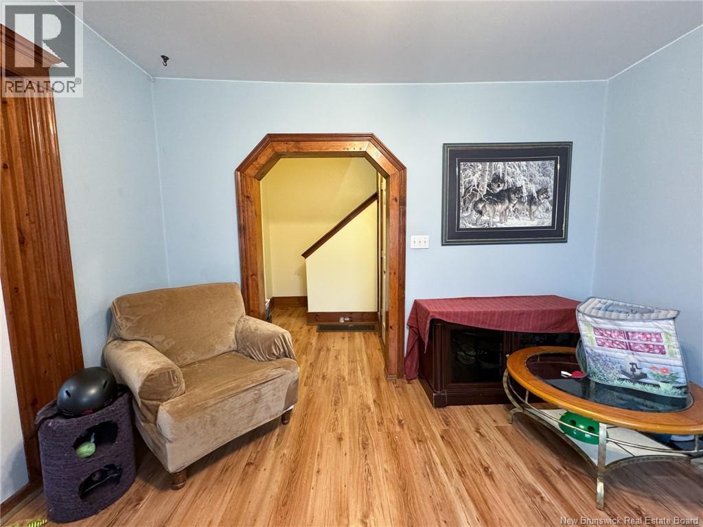 11 Pringle Street, Sackville, New Brunswick  E4L 4N2 - Photo 3 - NB136401