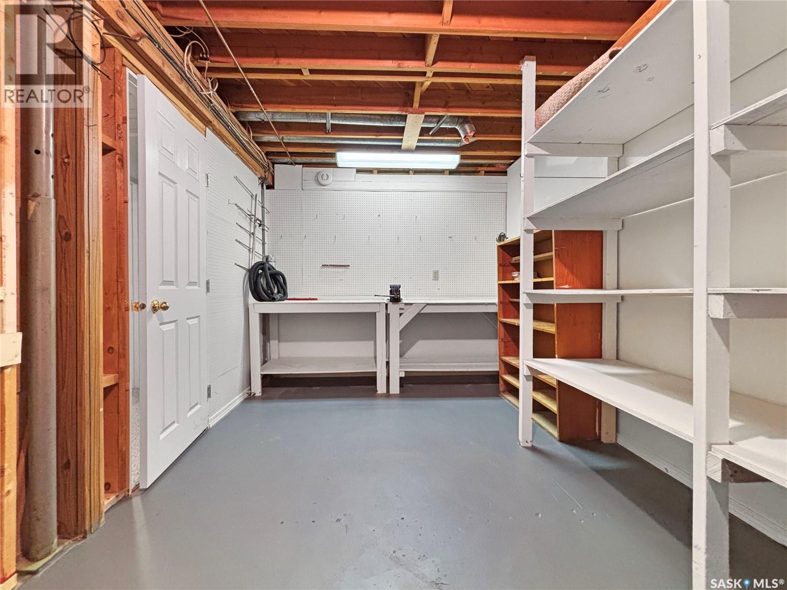 27 Walker Crescent, Saskatoon, Saskatchewan  S7L 4H7 - Photo 16 - SK032231