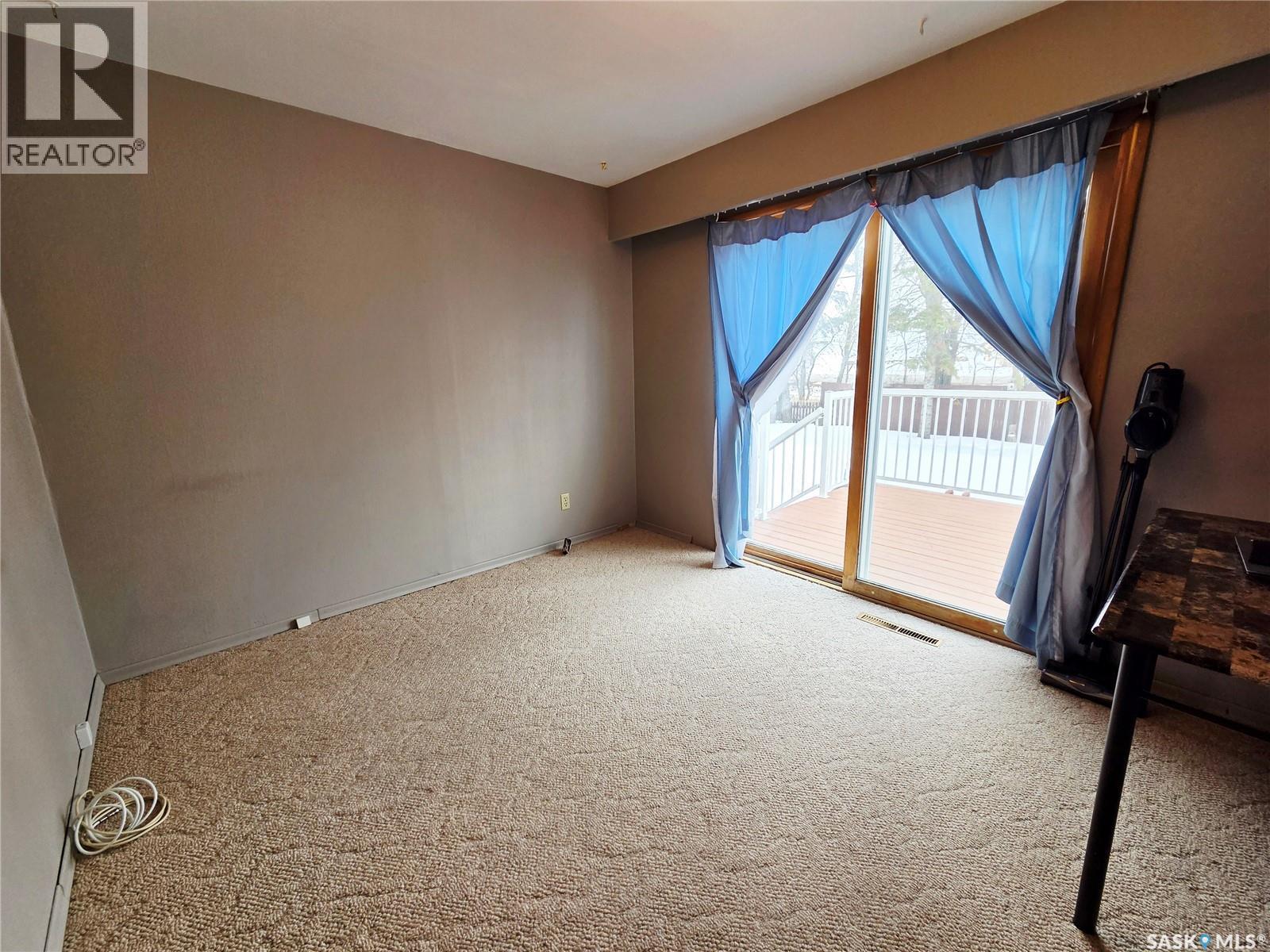 1147 Broadview Road, Esterhazy, Saskatchewan  S0A 0X0 - Photo 13 - SK032107