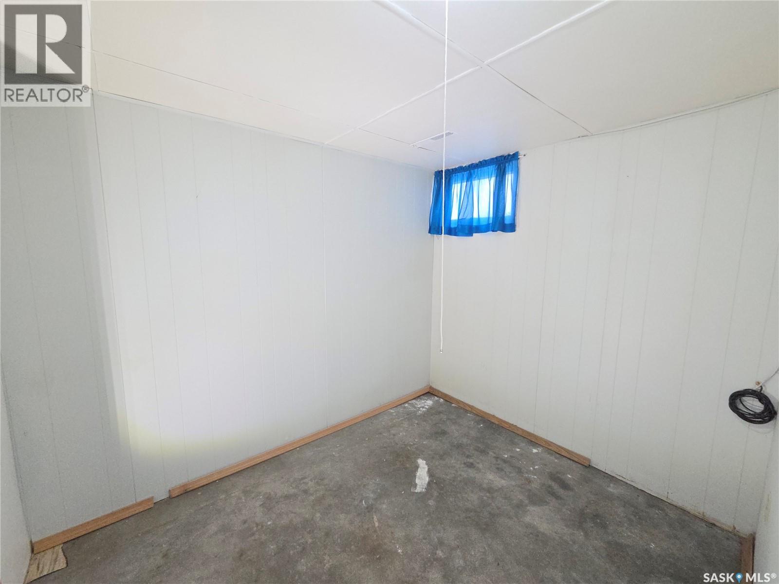 1147 Broadview Road, Esterhazy, Saskatchewan  S0A 0X0 - Photo 20 - SK032107