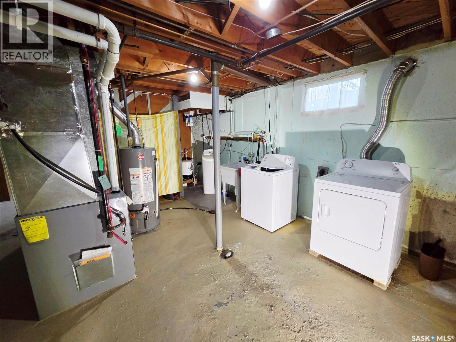 1147 Broadview Road, Esterhazy, Saskatchewan  S0A 0X0 - Photo 23 - SK032107