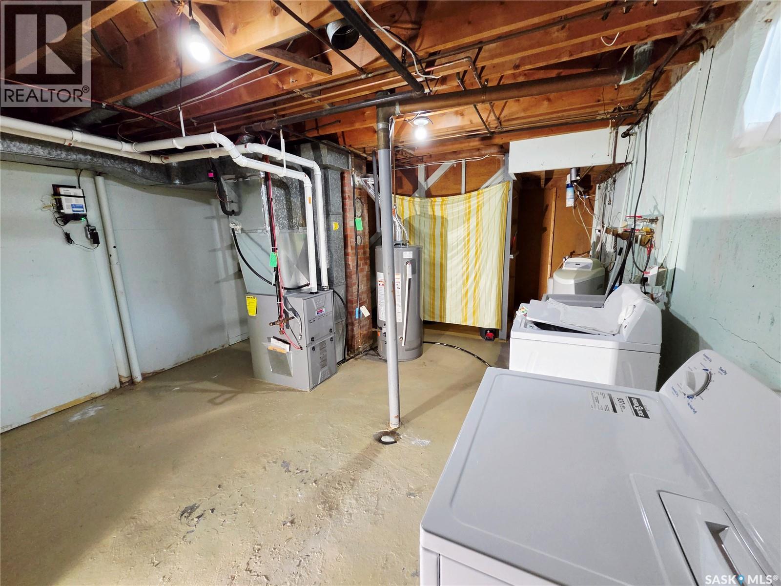 1147 Broadview Road, Esterhazy, Saskatchewan  S0A 0X0 - Photo 24 - SK032107